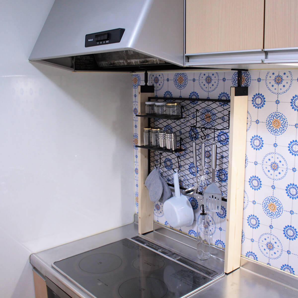 デッドスペースを有効活用した機能的なキッチン | DIYFACTORY
